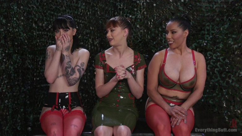 Everything Butt by Kink: Snotapen van het leger verliezen een raket, stoppen uiteindelijk een...