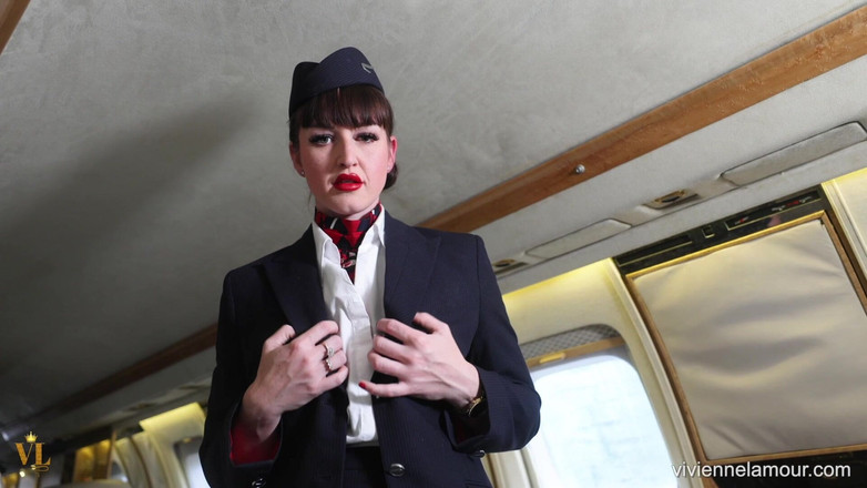 Vivienne l'Amour: Vivienne l'amour - POV - Privat jet - bribery