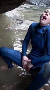 Wetsuit JOI & Rubber Rubdown by the Sea