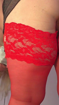 Anal Sex Toy in a Big Butt. Busty MILF Fucks Hairy Pussy and Asshole on Webcam. PAWG.