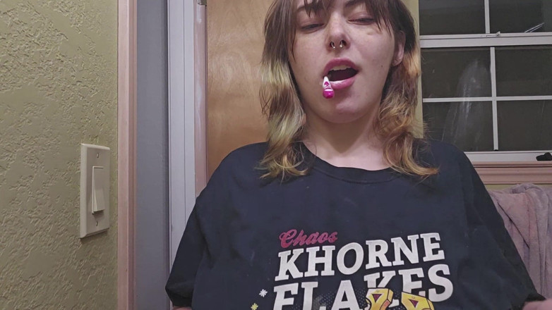 Mushroombitchx: Brushin a Flashin Messy!