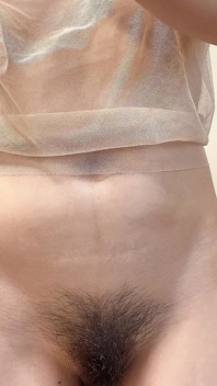 Islak Amcık Minyon Asyalının Içine Seksi Işiyor
