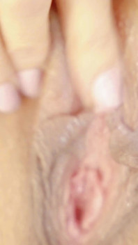 L'intenso squirting e l'orgasmo da vicino di katya - il massimo piacere!