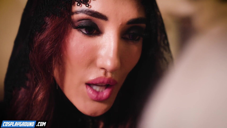 Cosplayground: Chloe Amour i Gia Ohmy palcami i pieprzą się nawzajem,...