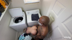 Kyla Keys: Безкоштовне користування в пральні