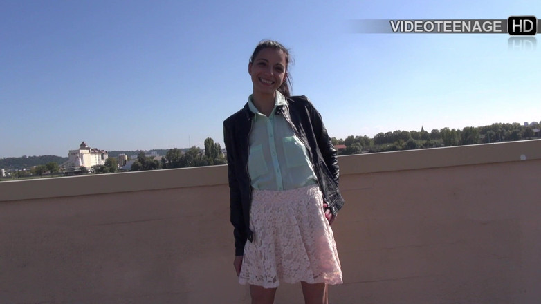 Videoteenage: Lovely 19 Years Justine Does Her First Anal Casting