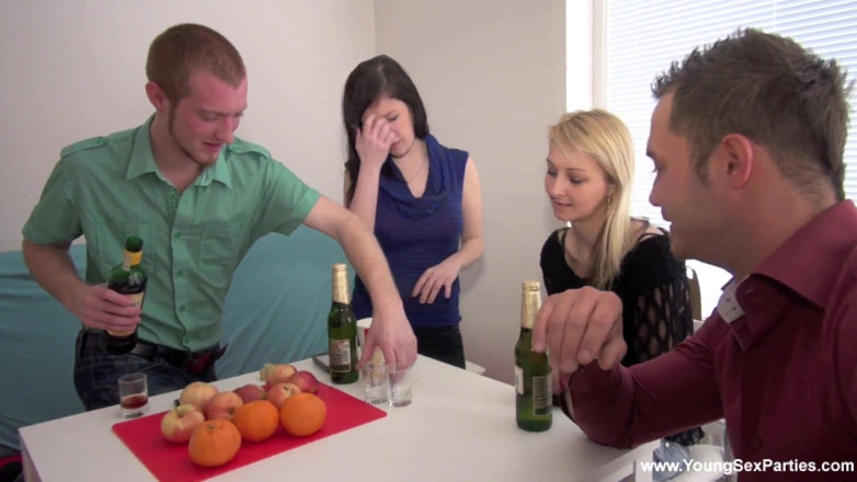 Young Sex Parties: Neuken met de buren