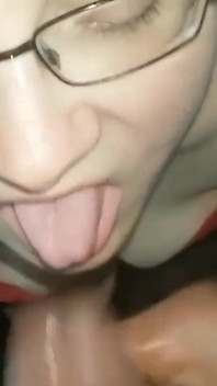 De rodillas bbc mamada acabando profundo en mi boca