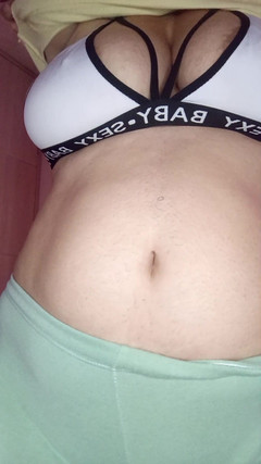 Jaky2023: willst du fühlen, wie dieser schwanz in meinen arsch gleitet,...