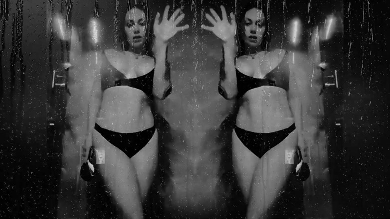Goddess Misha Goldy: gila viaaeepi ilaaj!