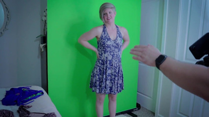 Housewife Ginger: 出轨家庭主妇在泳装拍摄时乱搞摄影师 - 家庭主妇姜