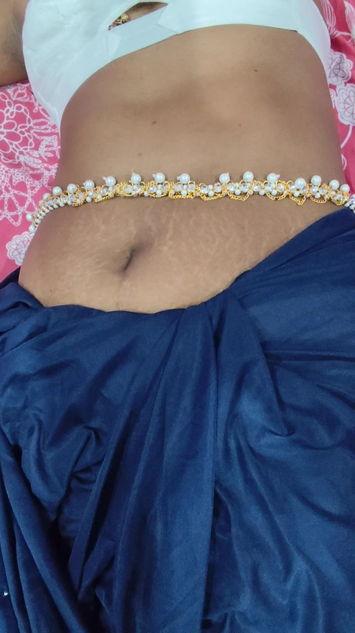 Sexy Desi Step Daughter Handjob to Her Stepfather in Her Room