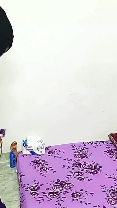 Sweet_Priya07: Fucking the Beautiful Maid and Talking Dirty to Her.bangladeshi Hot...