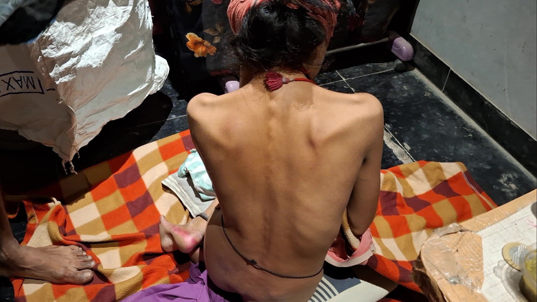 Madhya Sangeeta: Seks zonder pauze in het meubilair van mijn huis, wat...
