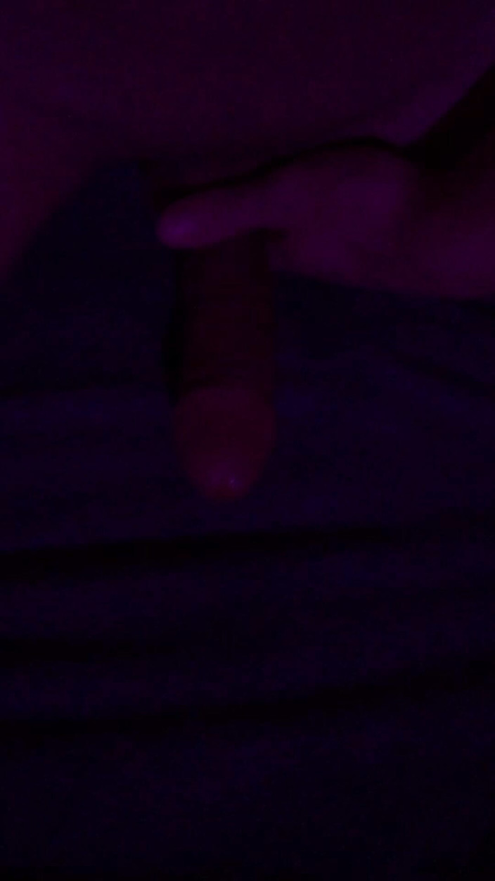 Femboy life: かわいい女性的な少年のオナニーペニス