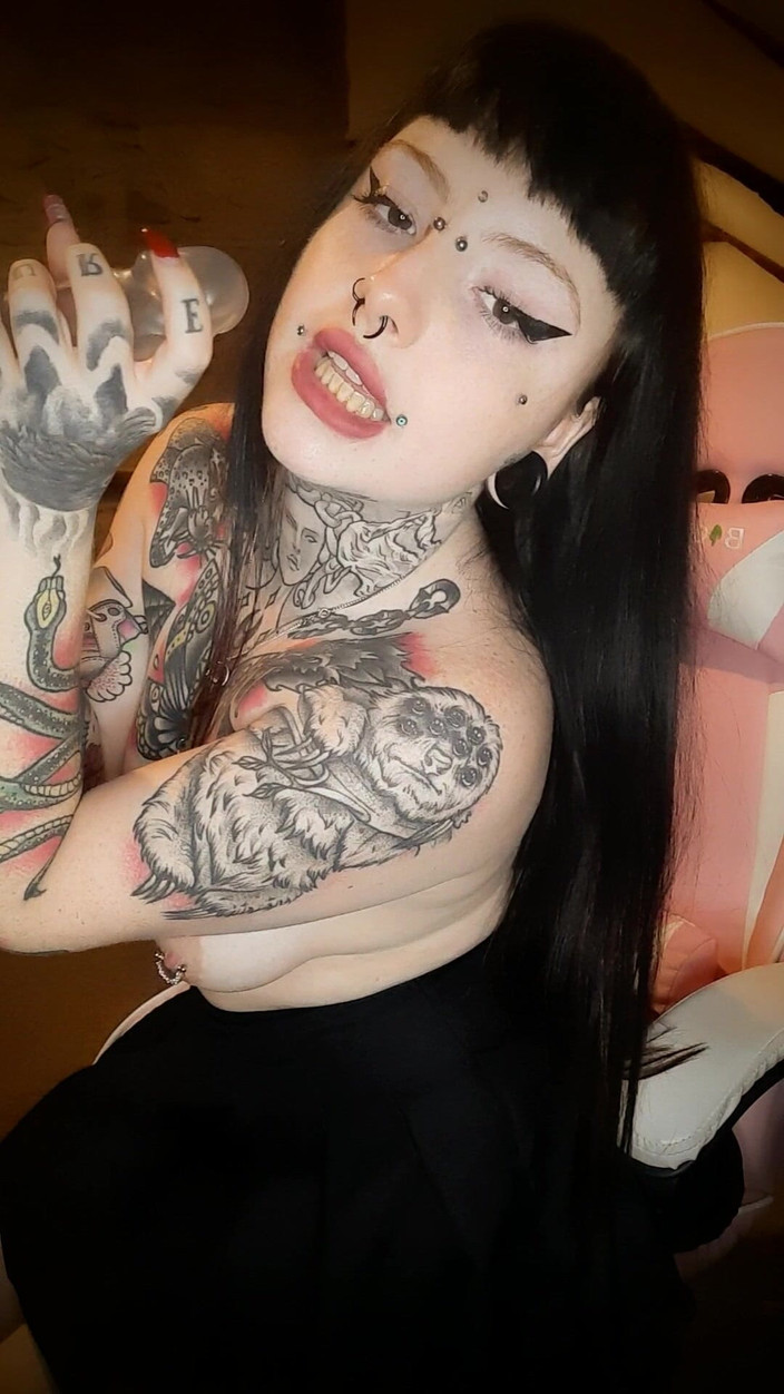 Yourfavecumslut: Dívka od vedle miluje ptáka starého muže