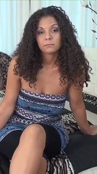 Gorgeous girl from Pistoia gets her boyfriend to audition because she 'she wants to be the protagonist of a hard film