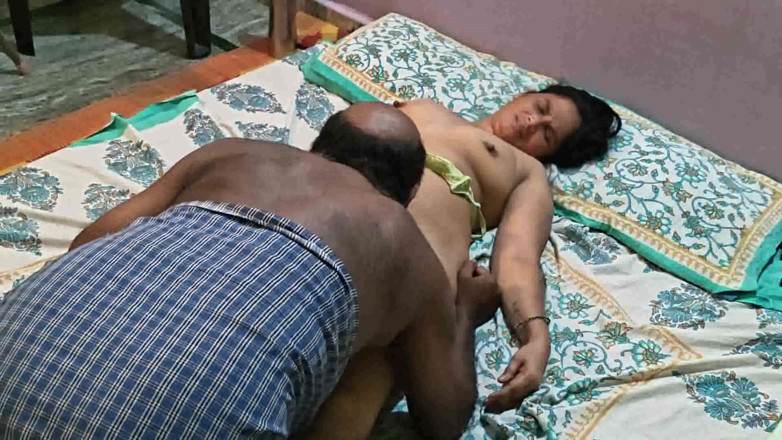 Sexy sindu: Ragazza indiana fa sesso con il fidanzato