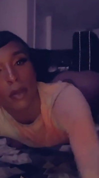 Sexy Slim Shaking Ass