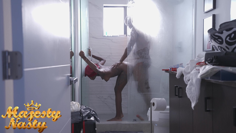 The Majesty Nasty: Shower Time