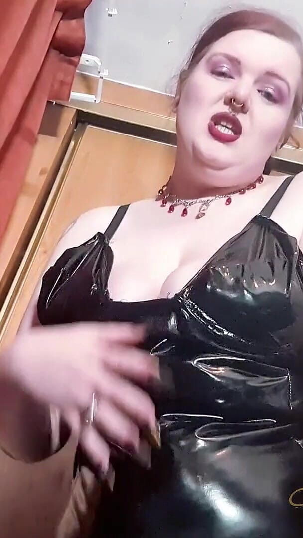 Control Your Strokes (Mxtress Valleycat)
