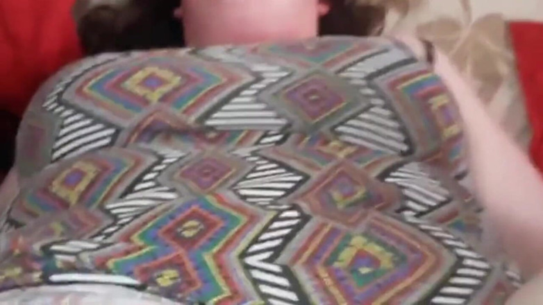 Real homemade BBW BBC porn: Youngenglishbbw - BBC Lizanie mojej cipki cumming in All My Holes