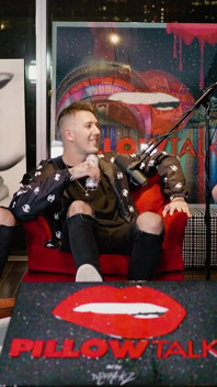 Brad sousa chiede a Jake Paul che sapore ha il suo !! (tana Mongeau Dramma)