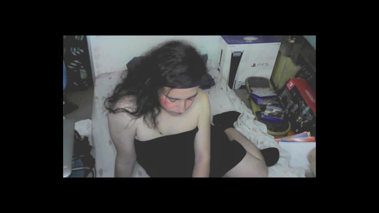 Ruby Stars: Cute cd girl, beautiful eyes and face. Kissing, licking and...