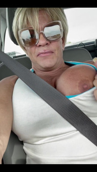 Love Teasing the Truckers