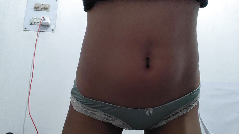 desigirl93: Galen söt tjej galen med fingrarna i hennes tighta fitta 18