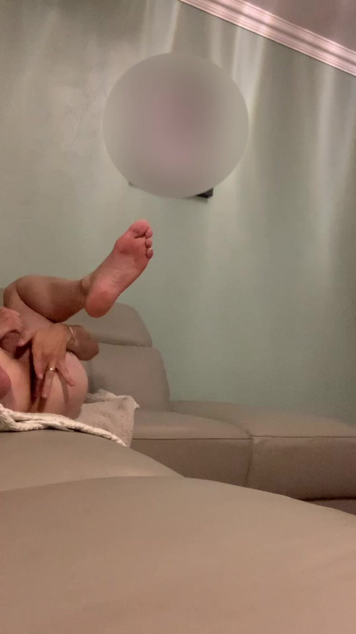 Gabriel Loma: Orgasme Menjerit