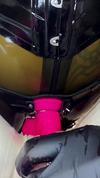 Sissy Karet: Pelatihan Anal & Oral