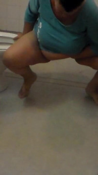 Jen Is Peeing All Over the Bathroom Floor