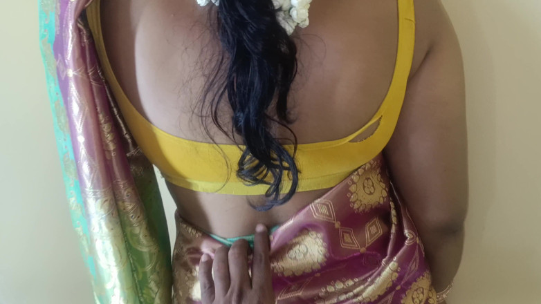 Inba: New Married Women Showing Her Cute Structure