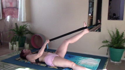 Aurora Willows: Morning yoga stretching feels so good