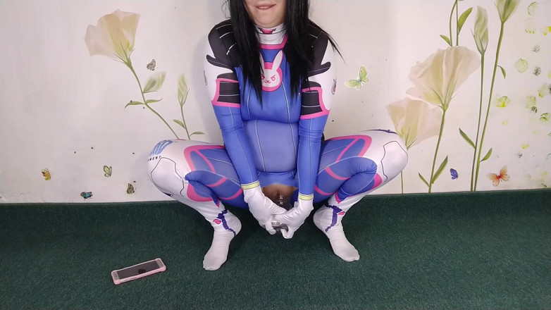 LizAngel: D.VA eu fiz xixi no pote