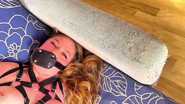 SandyCandie: Addestramento completo di escopology per Sandy Candie