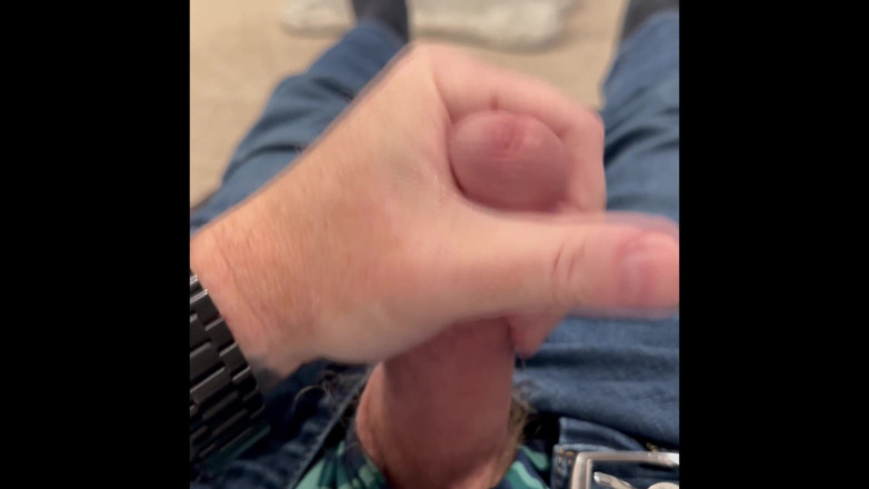 Picoo: Si beruang merah setelah bekerja ngocok