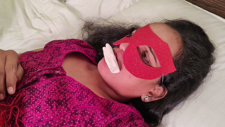 Always desi girl: ファンタジーのために、夫は妻を縛り、彼女と非常にロマンチックなハードコアセックスをしました
