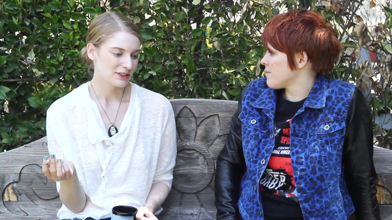 Nasty Beaver Club: Trio lesbo per amiche carine