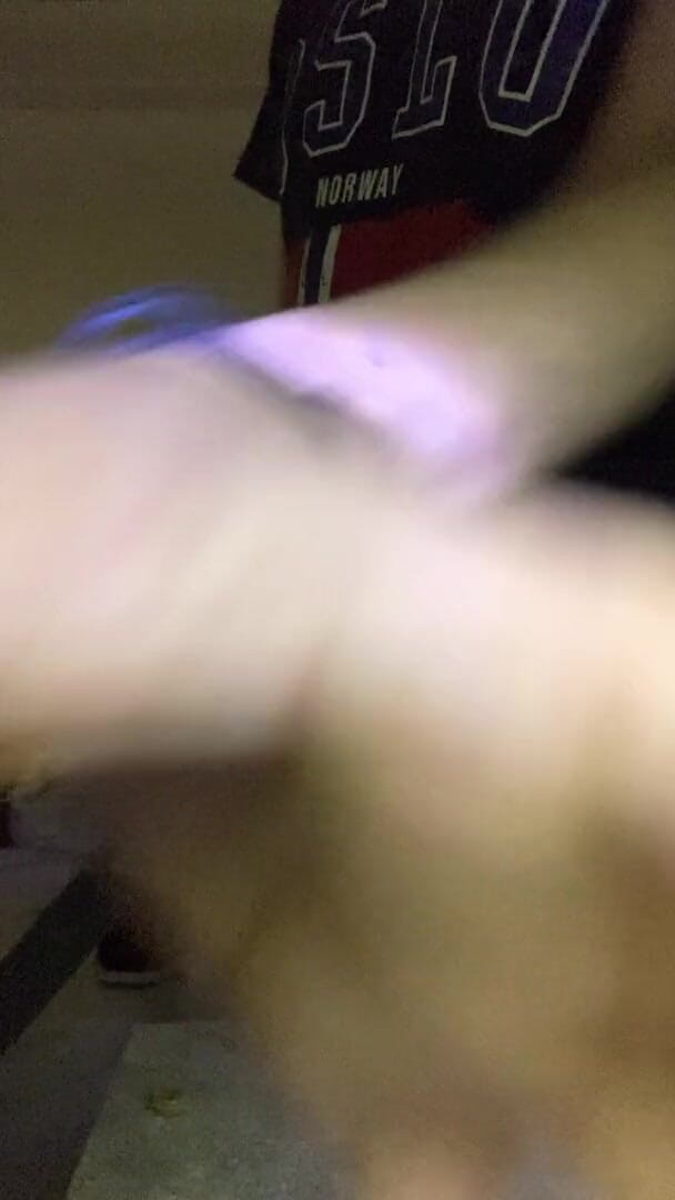 Babywhite99: Sneakers fetish guy