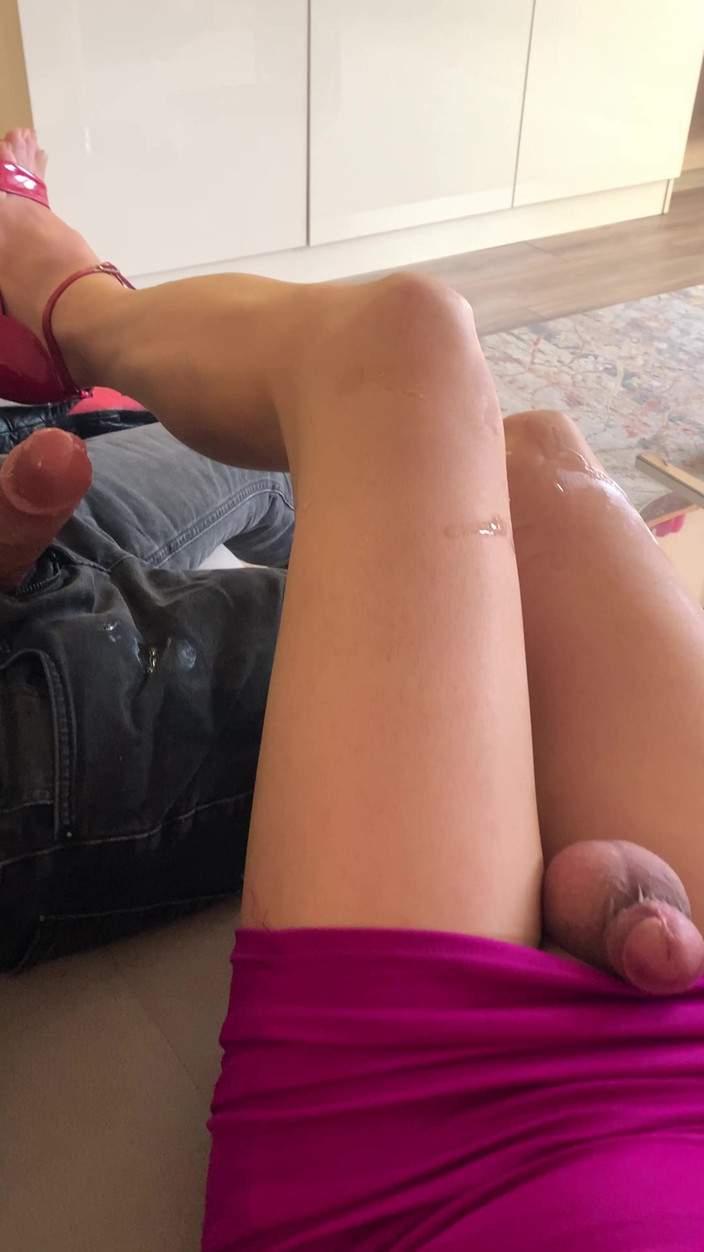 cd_aysemmm: My Young Stepson Got Hard for the First Time