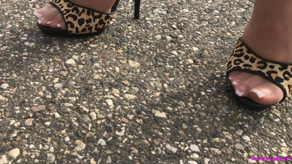 Goddess Lena: Mules and pantyhose walk