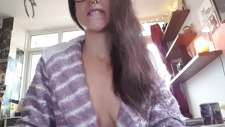 Goddess Maya: Blowjob at Morning
