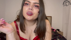 Your fantasy studio: Latina Babe zmysłowo pali dla ciebie w Walentynki