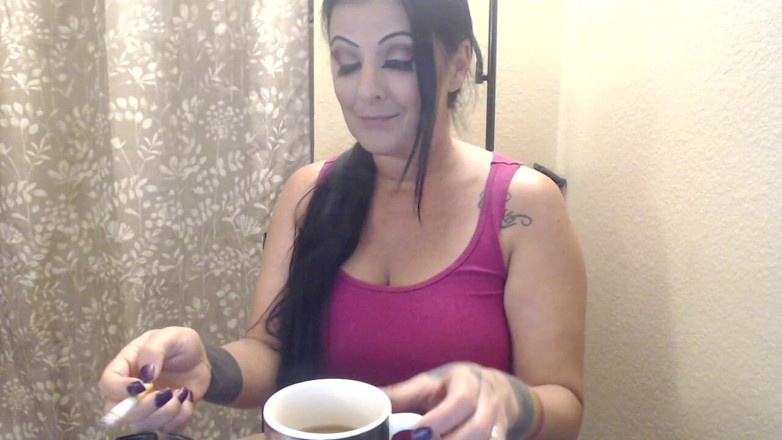 Abby Anna: Morgen kaffee &amp; zigarettenzeit