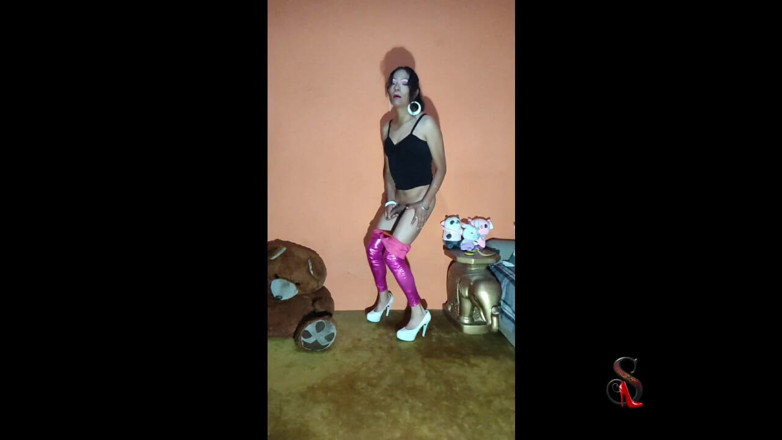 Saray Isis Amay: Venida Sissy Saray