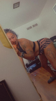 Shaking Ass