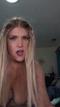 Hot Step Aunt Sneaks in for Late Night Quickie Begs to Be Bred - 4K