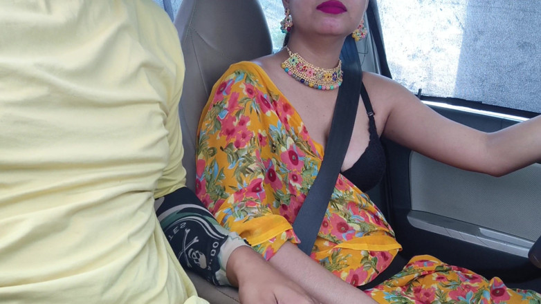 Hornycouple149: Eerste keer neukte mijn stiefmoeder in de auto na rijlessen...